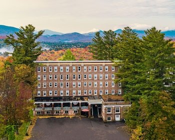 The Pines Inn - Lake Placid