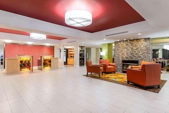 La Quinta Inn & Suites By Wyndham Summersville