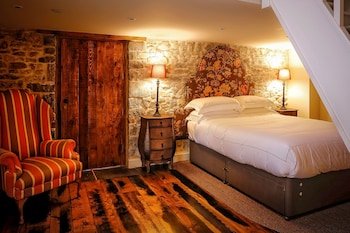 Gileston Manor