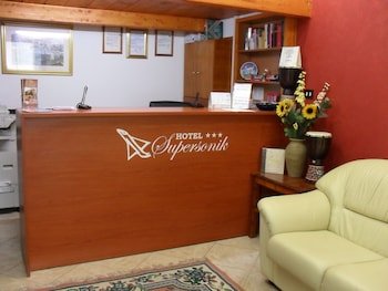 Hotel Supersonik