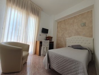 Hotel Supersonik