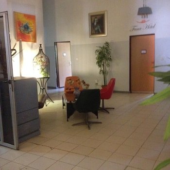 Fana Hotel