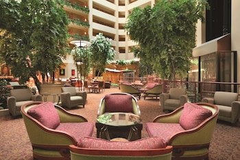 Embassy Suites by Hilton Hot Springs Hotel & Spa