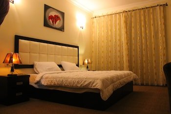 Abu Mazen Hotel & Restaurant