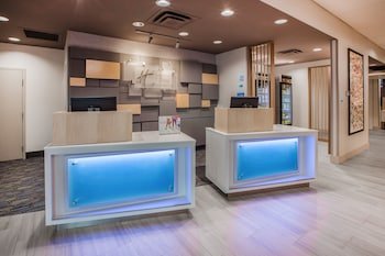 Holiday Inn Express Buffalo NE - Lockport