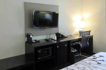 Sleep Inn & Suites