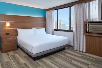Holiday Inn Express Waikiki