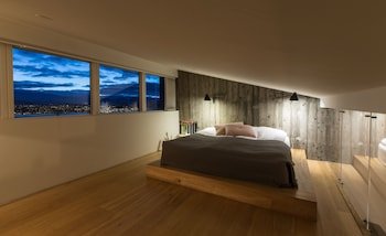 Villa Lola