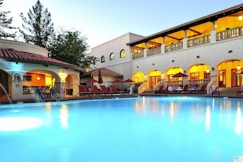 Los Abrigados Resort & Spa