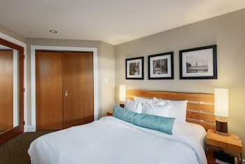 Cox Bay Beach Resort Tofino