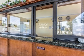 Rodeway Inn & Suites