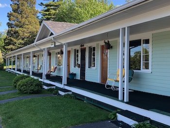 Edenbrook Motel