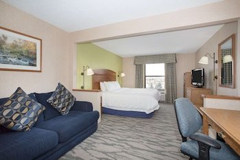 Baymont by Wyndham Thornton