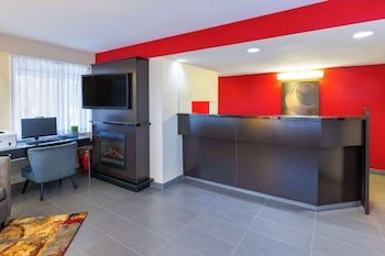 Comfort Inn East