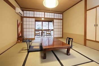 Tonosawa Ichinoyu Honkan