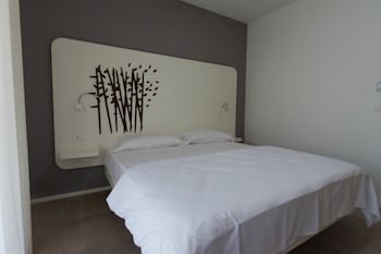 Aether Suites Tropea