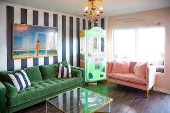 Pacific Edge Hotel