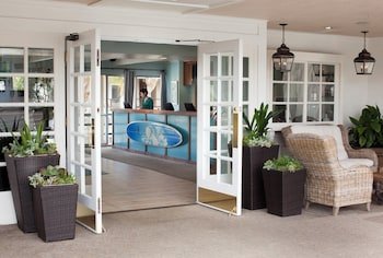 Pacific Edge Hotel