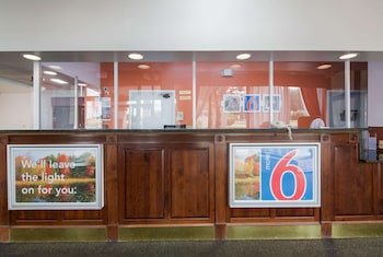 Motel 6 Seaford DE