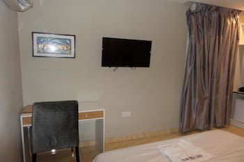 Blackwood Hotels