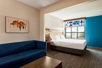Holiday Inn Express & Suites Mobile West - I-10
