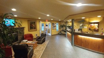 Palace Inn & Suites