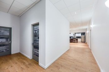HoMa Homestay Hotel by Olympic Stadium Montreal Auberge-Hostel