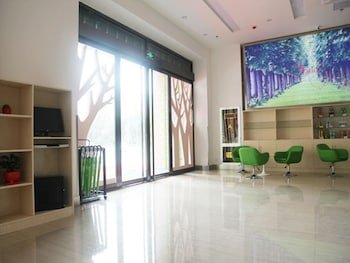 Vatica Jiangsu Lianyungang Haizhou District Government Zhongyin Mingdu Hotel