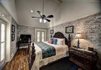 The Good House Bed and Breakfast