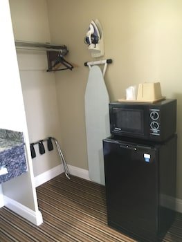 Regency Inn and Suites - Moreno Valley