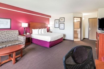 SureStay Plus Hotel by Best Western Litchfield