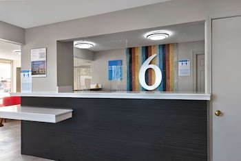 Motel 6 McDonough GA