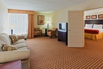 Holiday Inn Express Woodstock-Shenandoah Valley