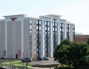 Hampton Inn Green Bay Downtown