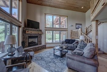 Kussy Chalet At Terry Peak