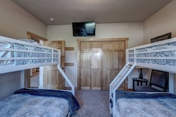 Kussy Chalet At Terry Peak