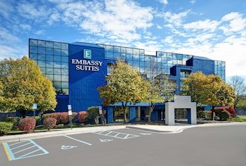 Embassy Suites Detroit - Livonia / Novi