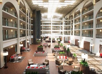Embassy Suites Detroit - Livonia / Novi