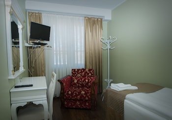 Hotel Golden Dome