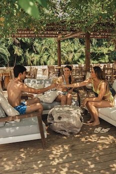 Makani Luxury Wanderlust