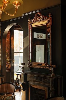 The Blackbird Hotel