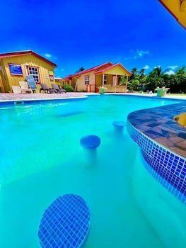 Tropical Paradise Hotel