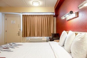 Red Roof Inn Milford