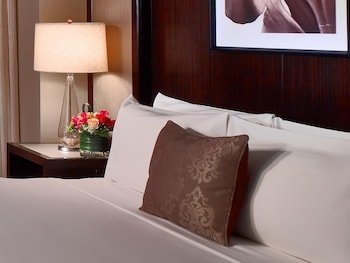 Royal Sonesta Harbor Court Baltimore