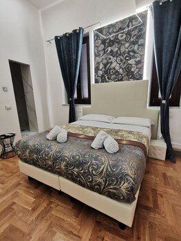 Navona Central Relais