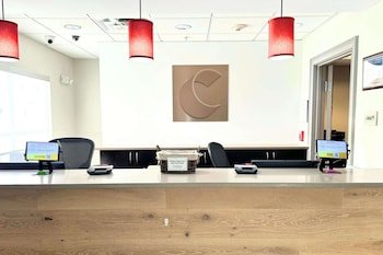Comfort Inn & Suites