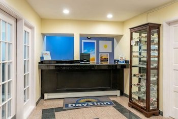 Days Inn by Wyndham Grants