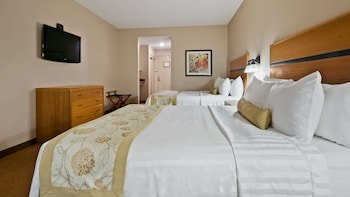Best Western Plus Chateau Inn Sylvan Lake