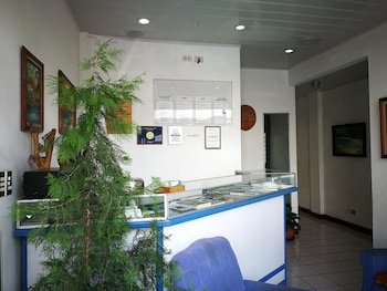Hotel Hojarascas