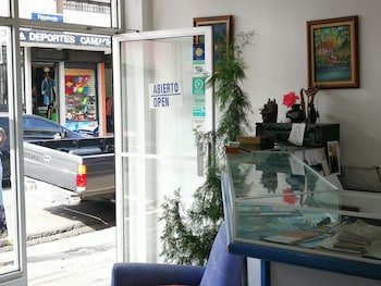 Hotel Hojarascas